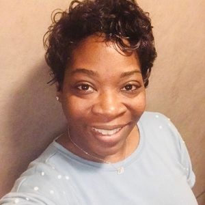 Meet your Posher, Sondra